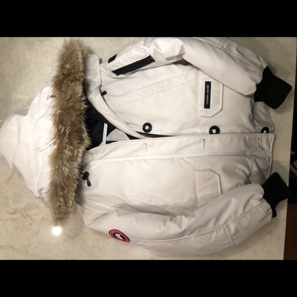 Authentic Canada Goose Bomber - Picture 1 of 11